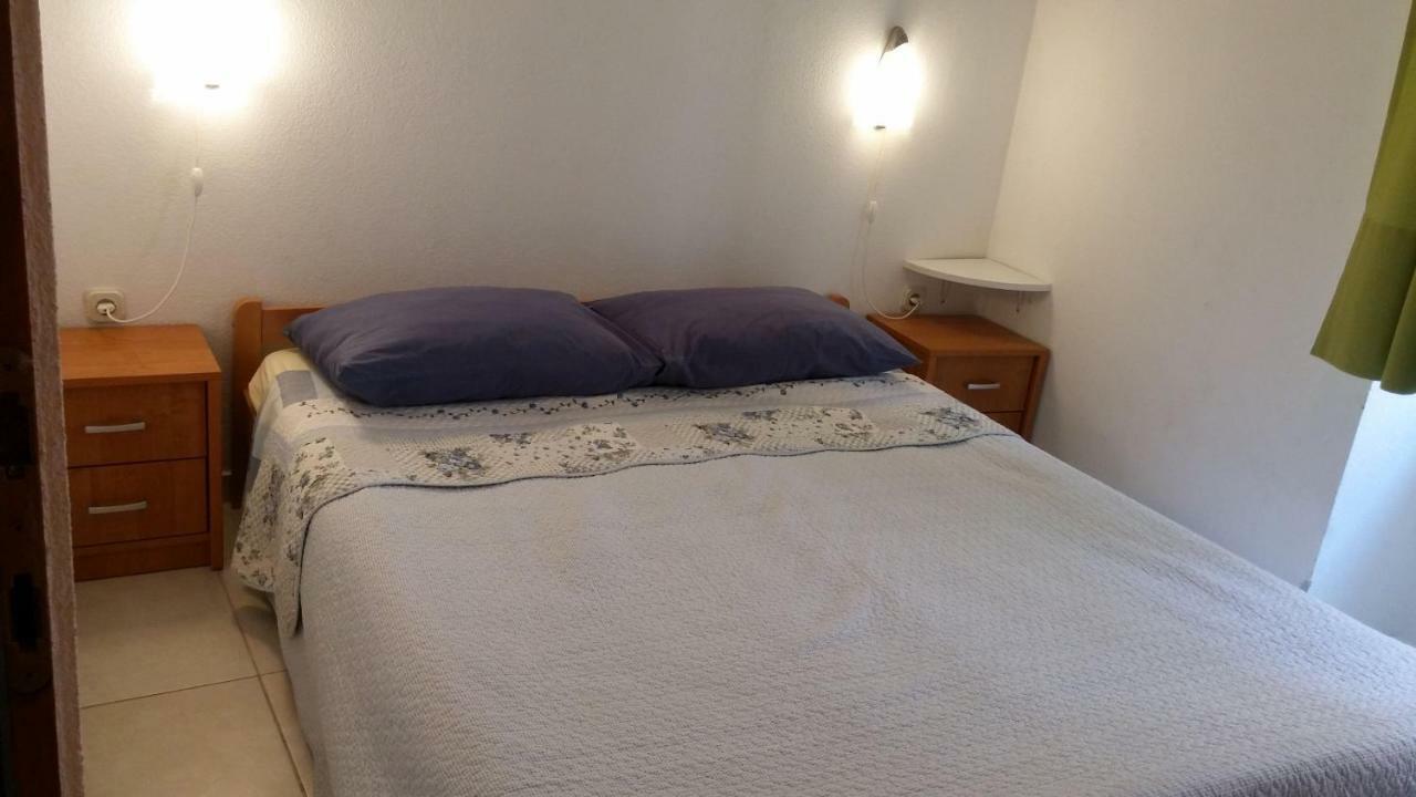 Apartamento Tutini Dvori Primošten Exterior foto